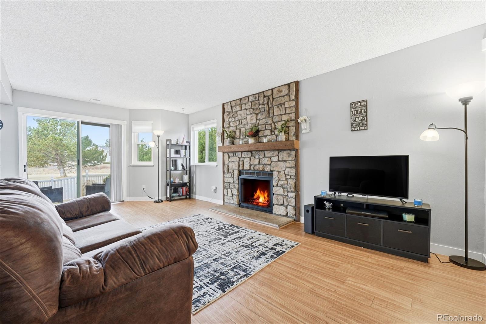 MLS Image #3 for 17600 e loyola drive,aurora, Colorado