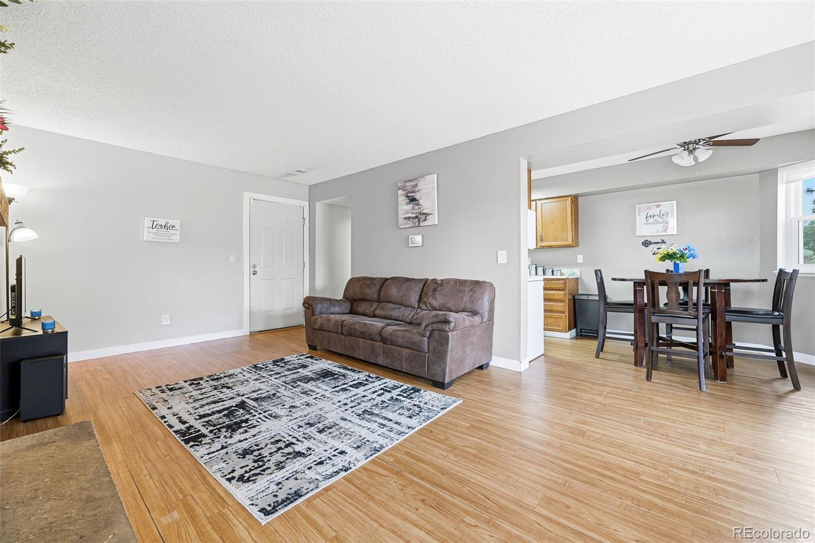 MLS Image #4 for 17600 e loyola drive,aurora, Colorado
