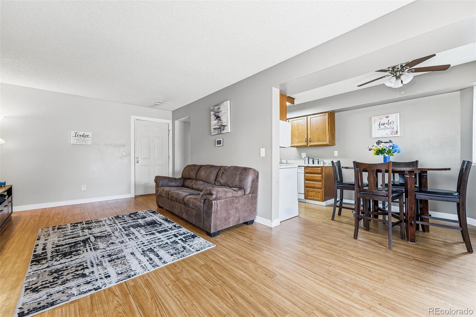 MLS Image #6 for 17600 e loyola drive,aurora, Colorado