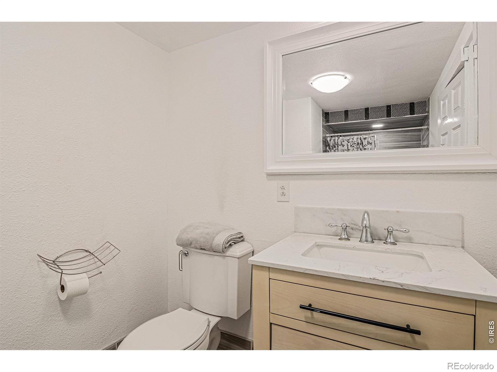 MLS Image #14 for 19695 e hamilton place,aurora, Colorado