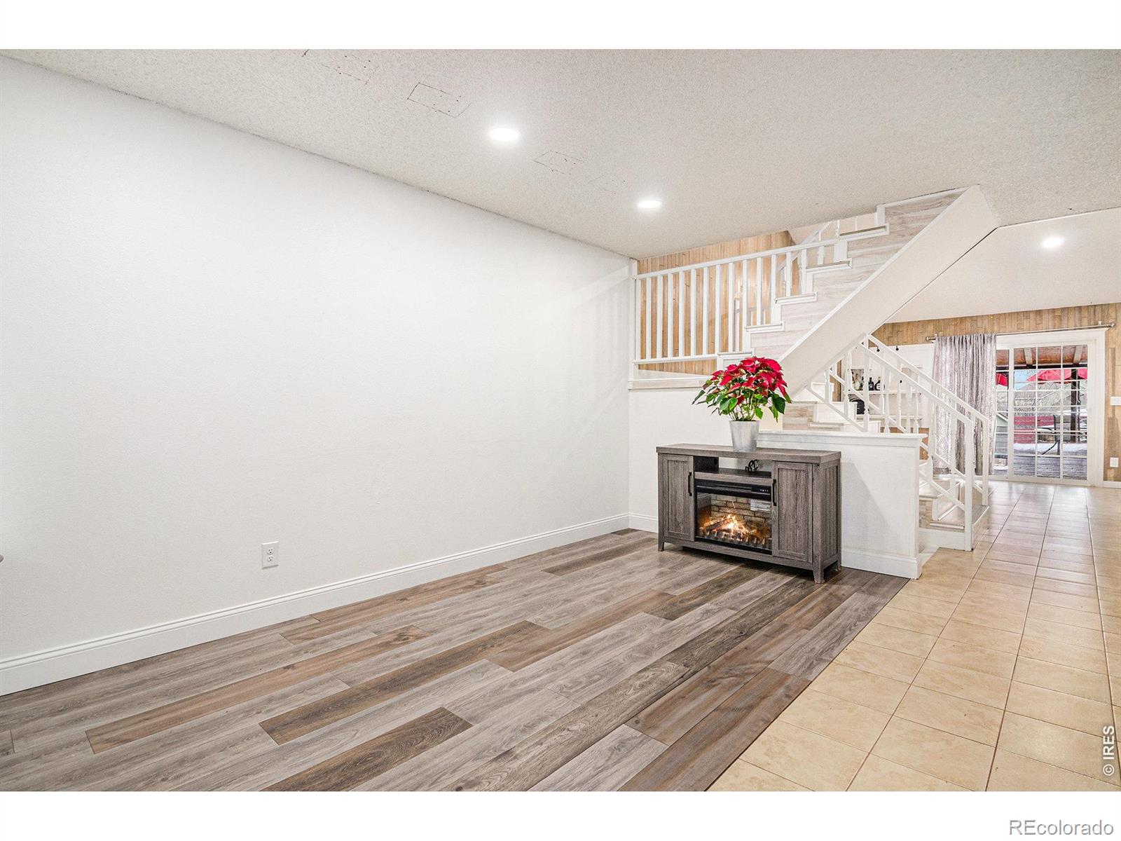 MLS Image #3 for 19695 e hamilton place,aurora, Colorado
