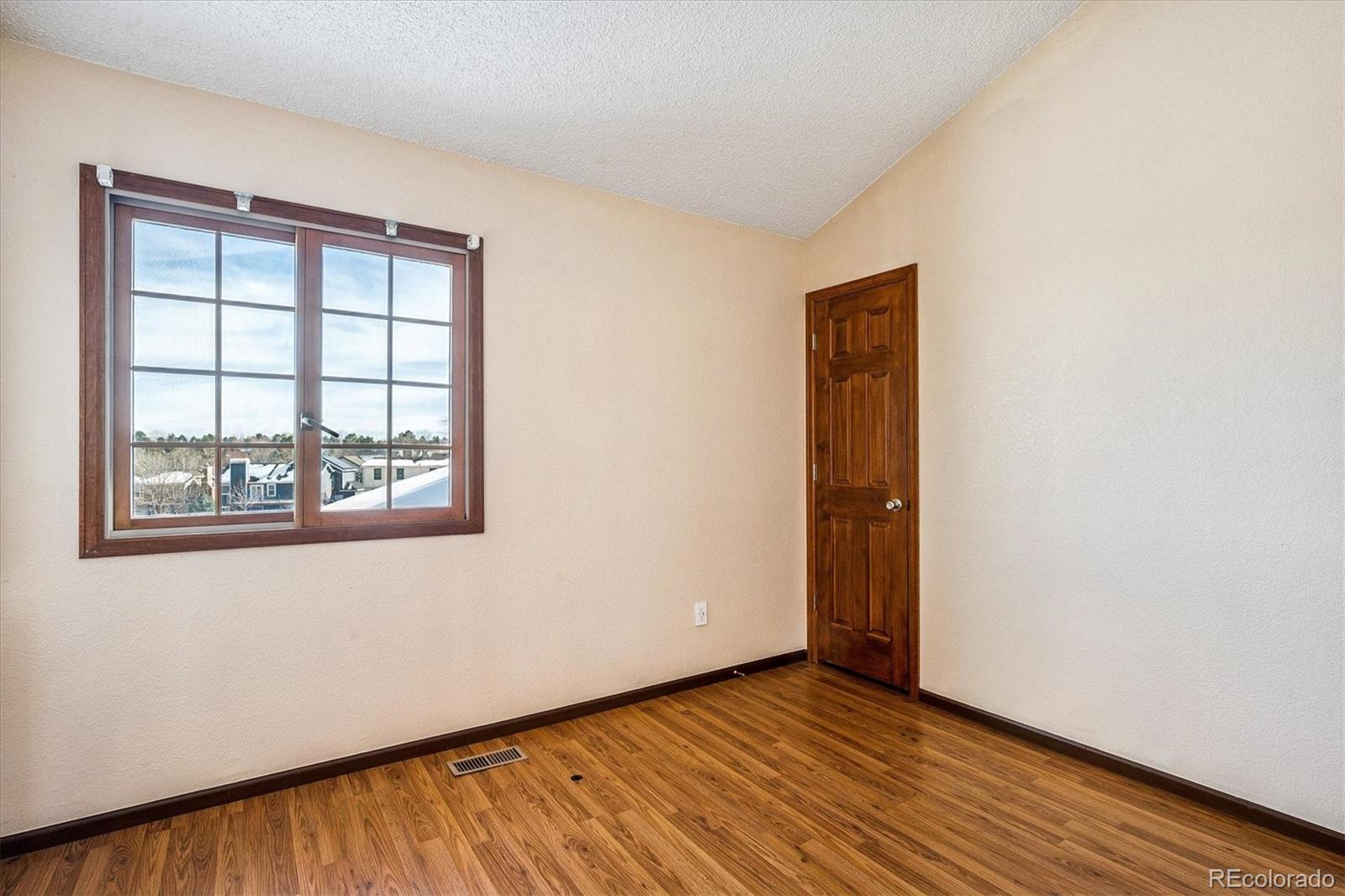 MLS Image #27 for 8230 s ogden circle,littleton, Colorado