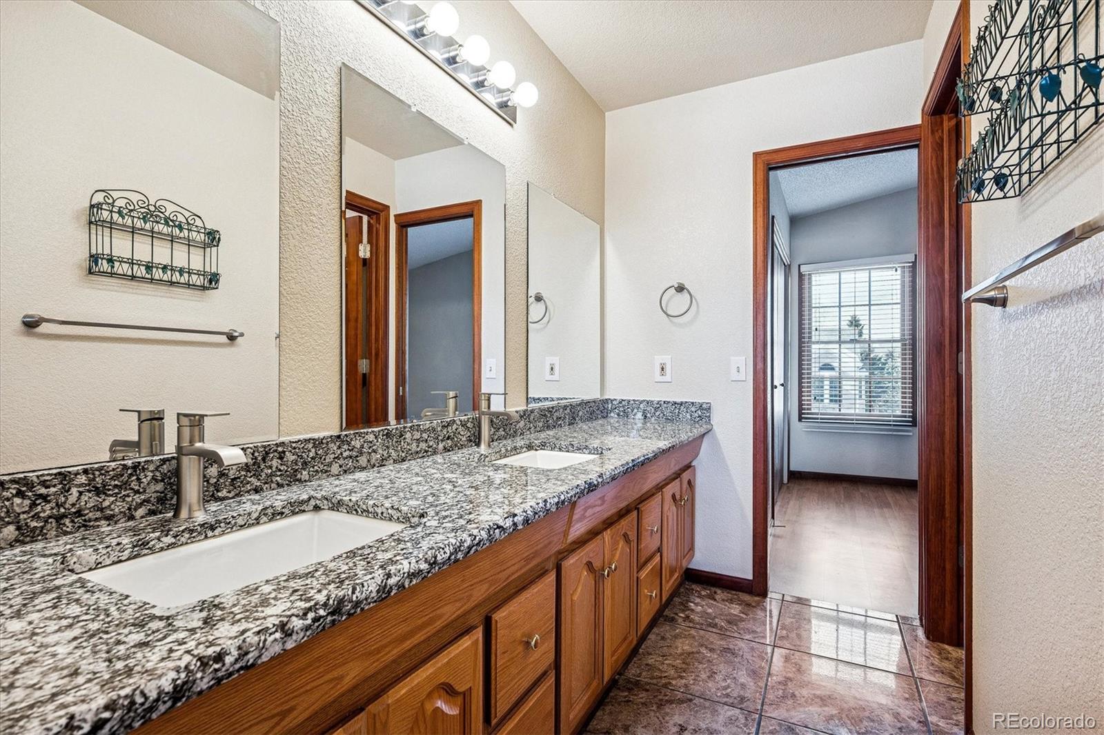 MLS Image #29 for 8230 s ogden circle,littleton, Colorado