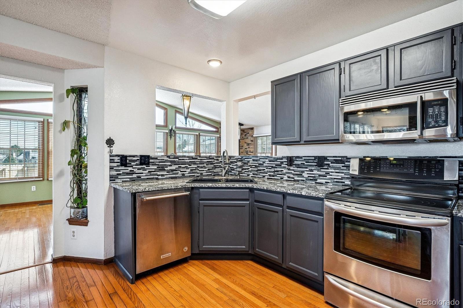 MLS Image #8 for 8230 s ogden circle,littleton, Colorado