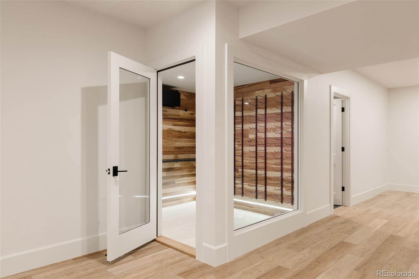 MLS Image #41 for 295  kearney ,denver, Colorado