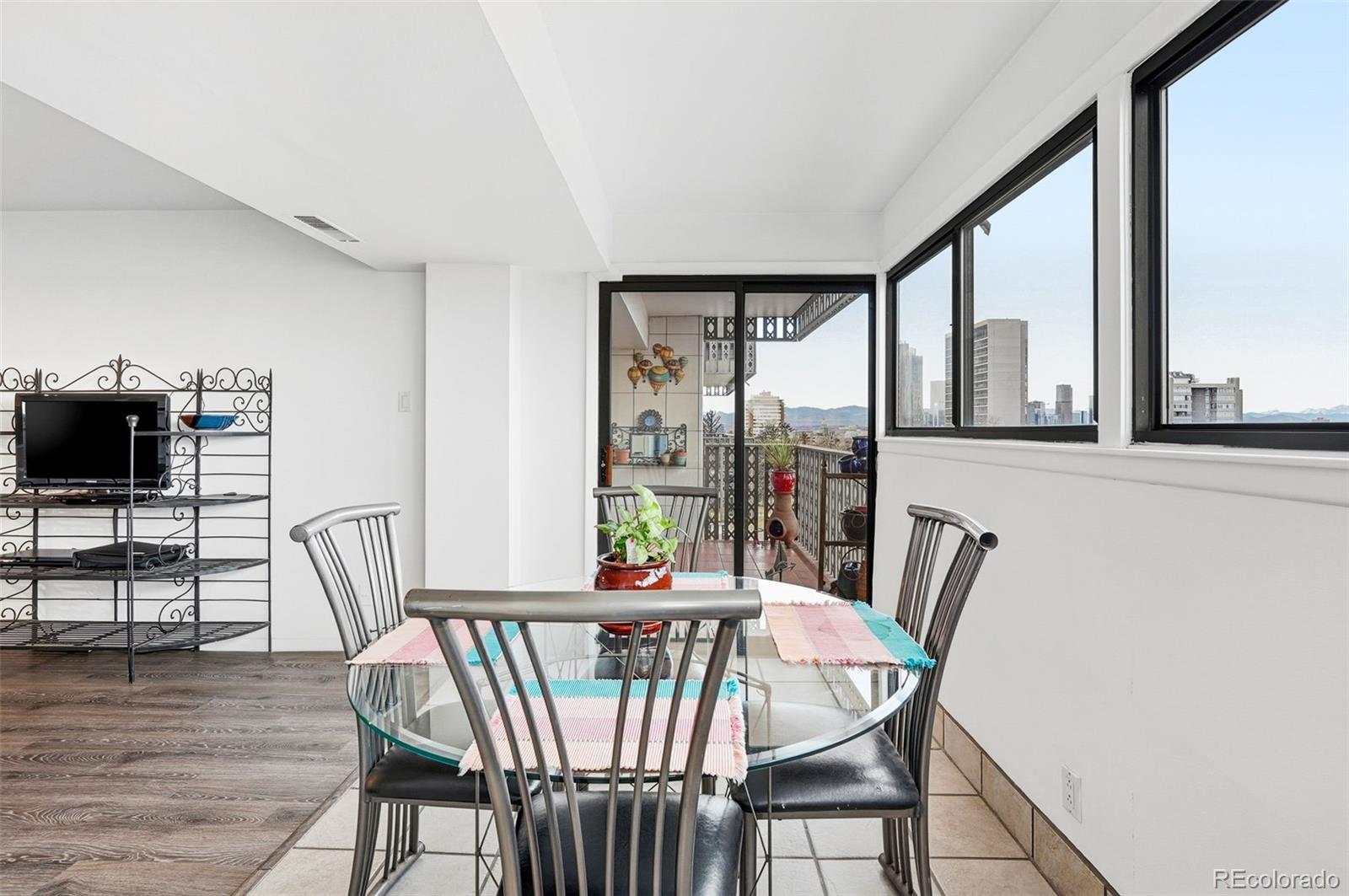 MLS Image #14 for 1223  race street 803,denver, Colorado