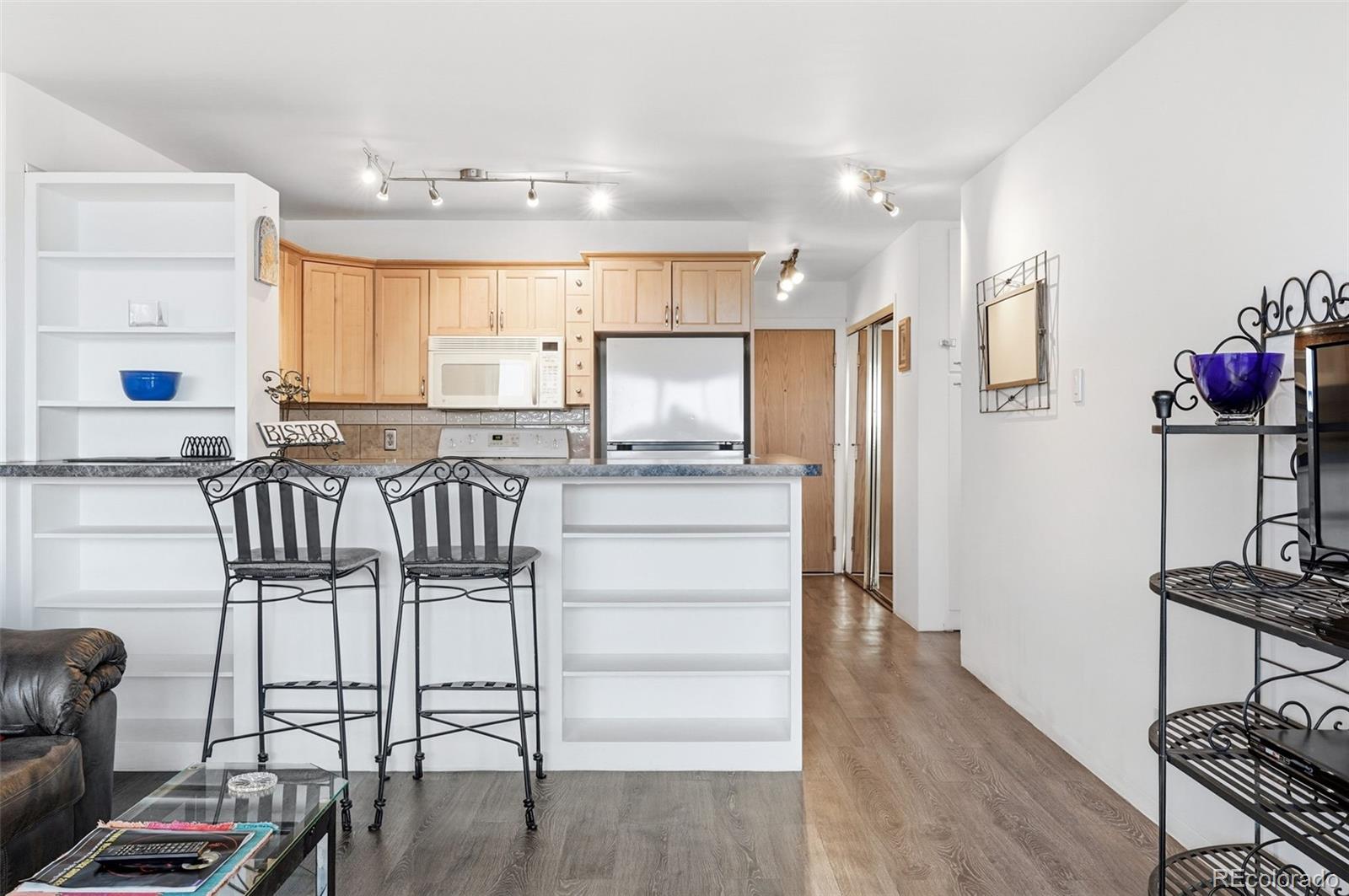 MLS Image #16 for 1223  race street 803,denver, Colorado