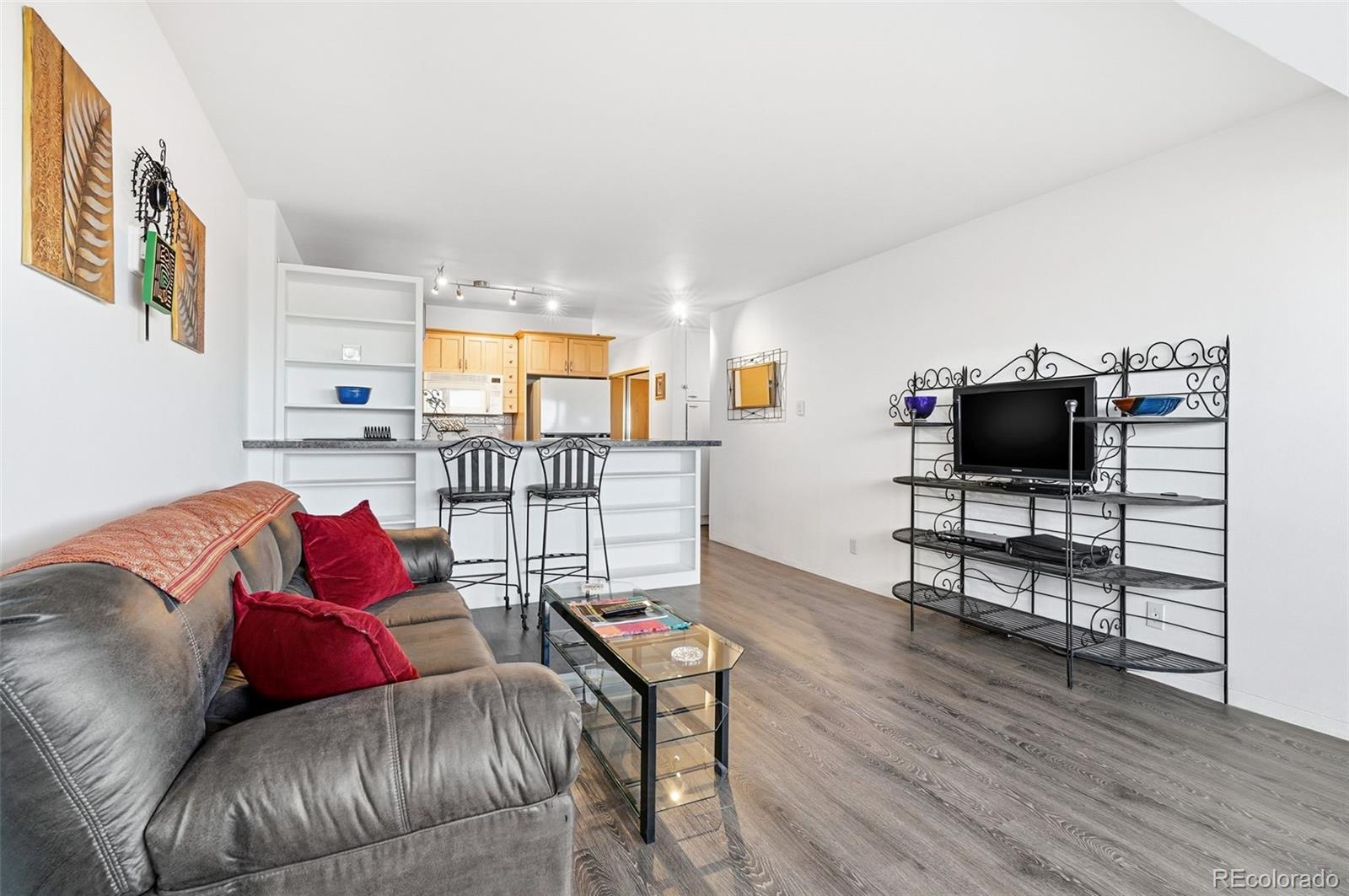 MLS Image #9 for 1223  race street 803,denver, Colorado
