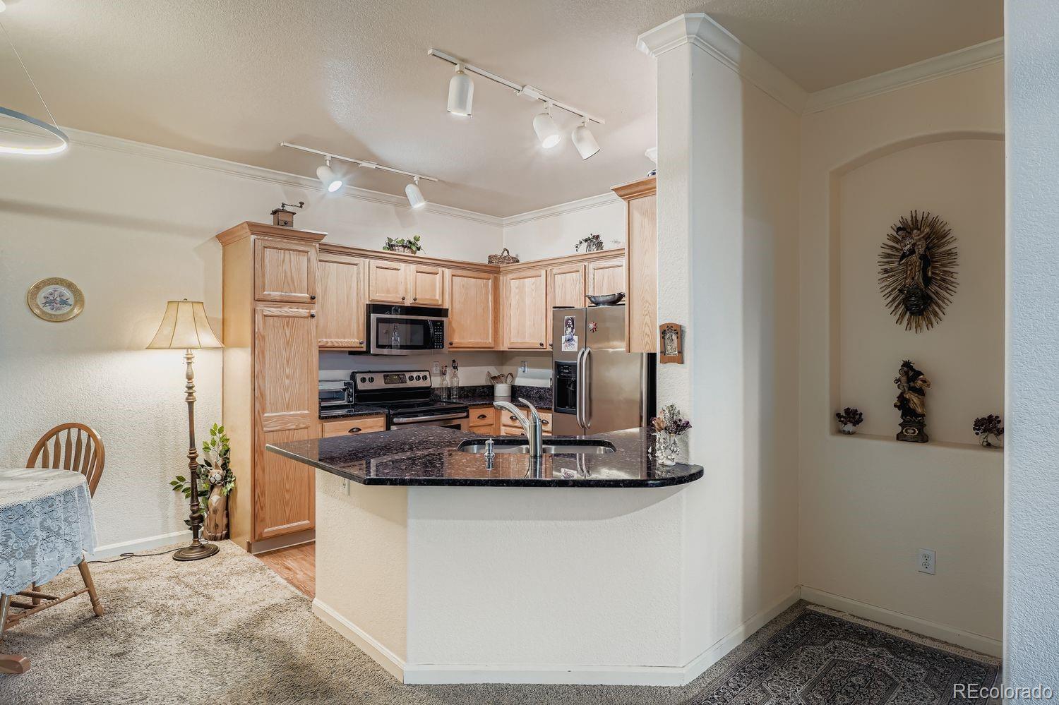 MLS Image #6 for 1143 s alton street,denver, Colorado