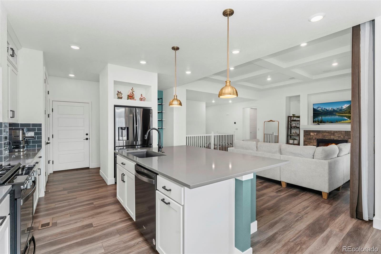 MLS Image #15 for 20708 e 49th drive,denver, Colorado