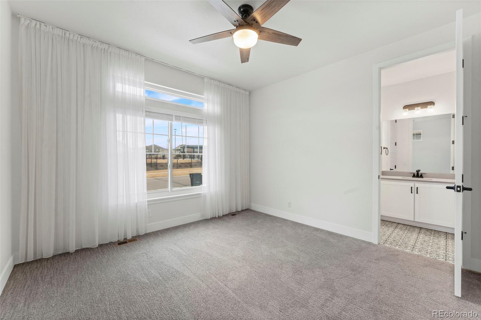 MLS Image #25 for 20708 e 49th drive,denver, Colorado