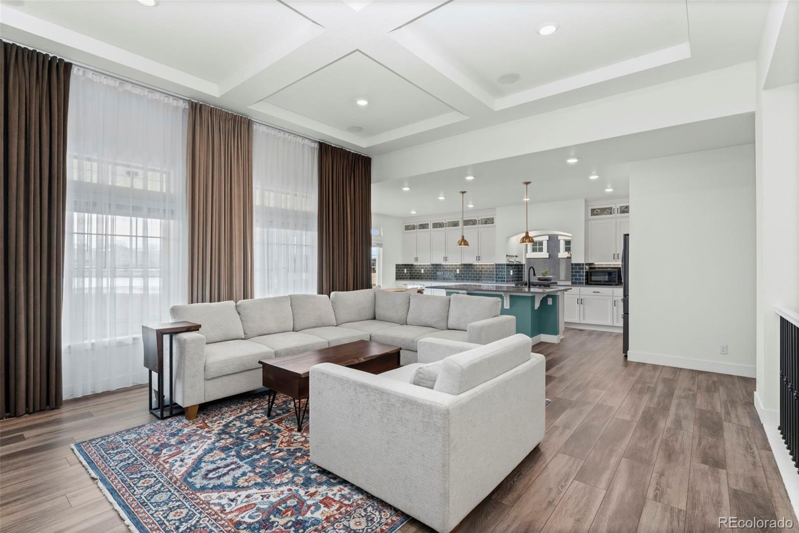 MLS Image #7 for 20708 e 49th drive,denver, Colorado