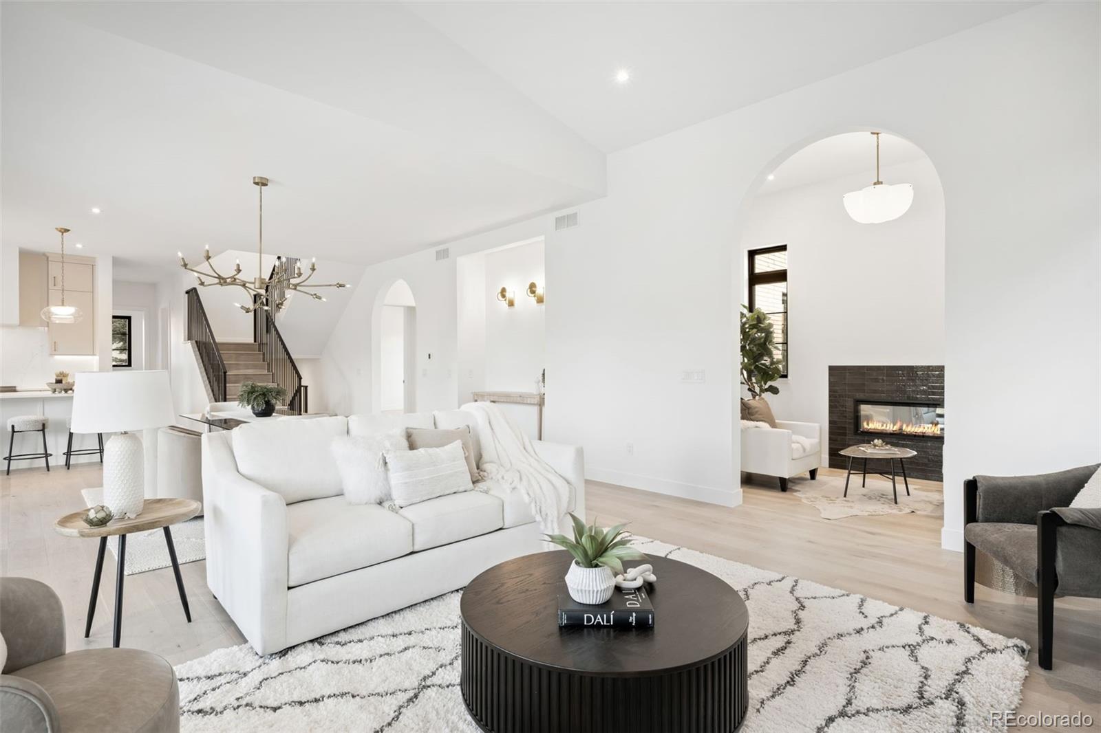 MLS Image #10 for 3255 s clermont street,denver, Colorado