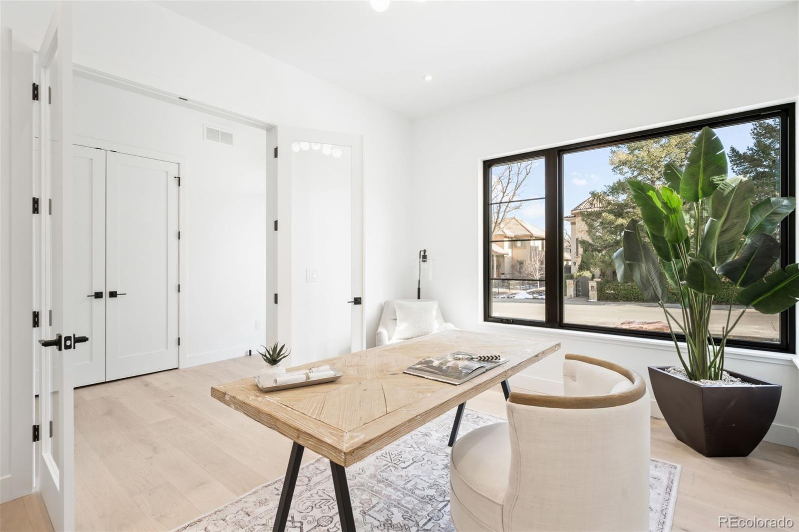 MLS Image #13 for 3255 s clermont street,denver, Colorado