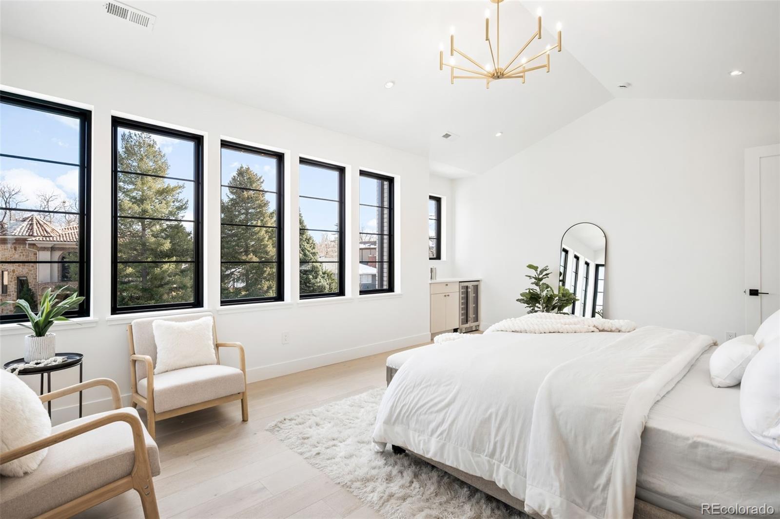 MLS Image #18 for 3255 s clermont street,denver, Colorado