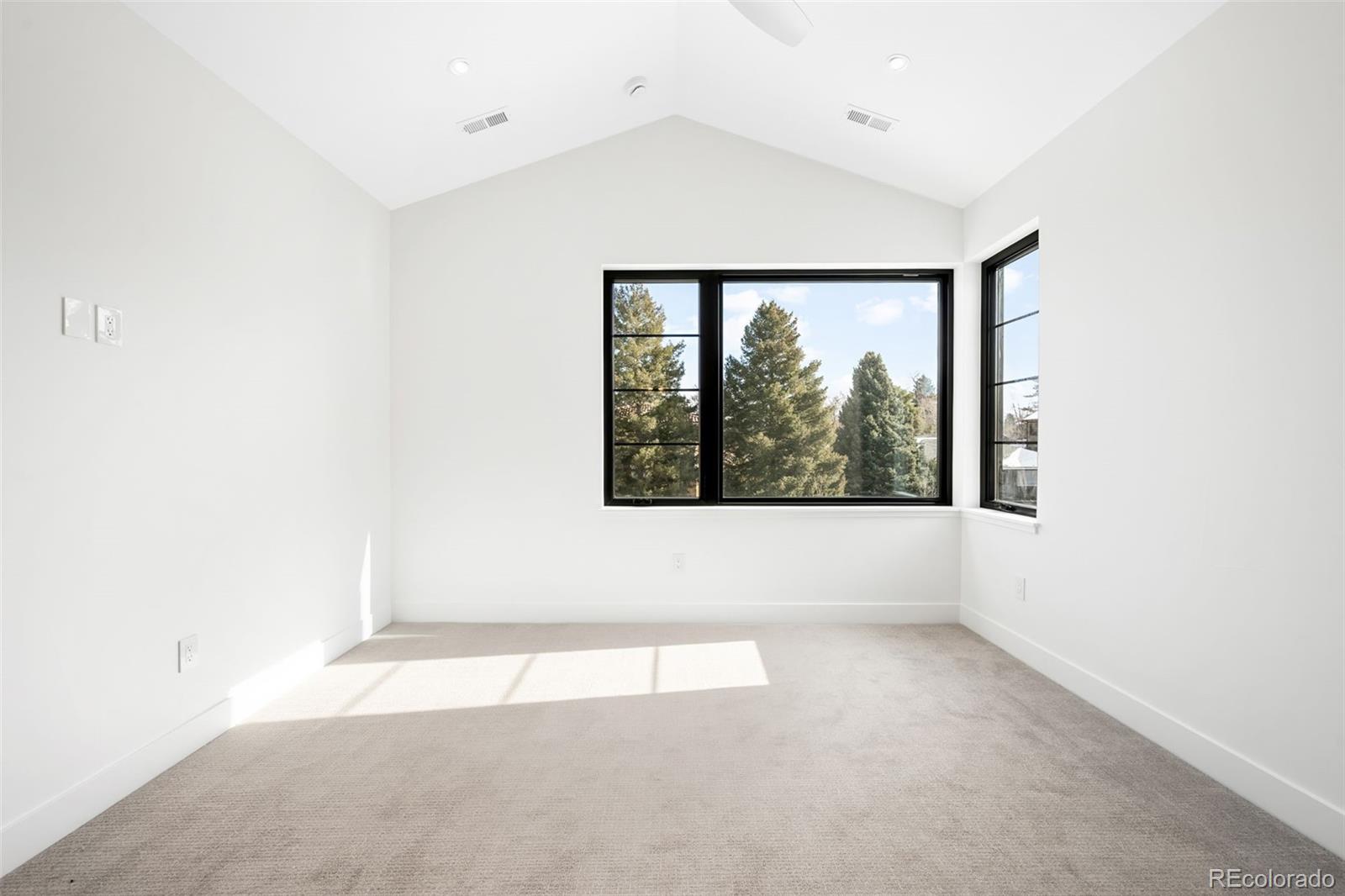 MLS Image #24 for 3255 s clermont street,denver, Colorado