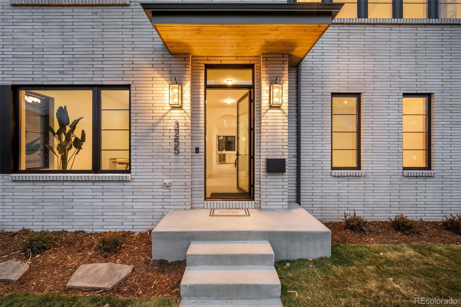 MLS Image #40 for 3255 s clermont street,denver, Colorado
