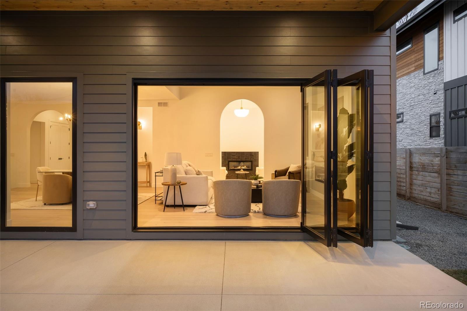 MLS Image #41 for 3255 s clermont street,denver, Colorado