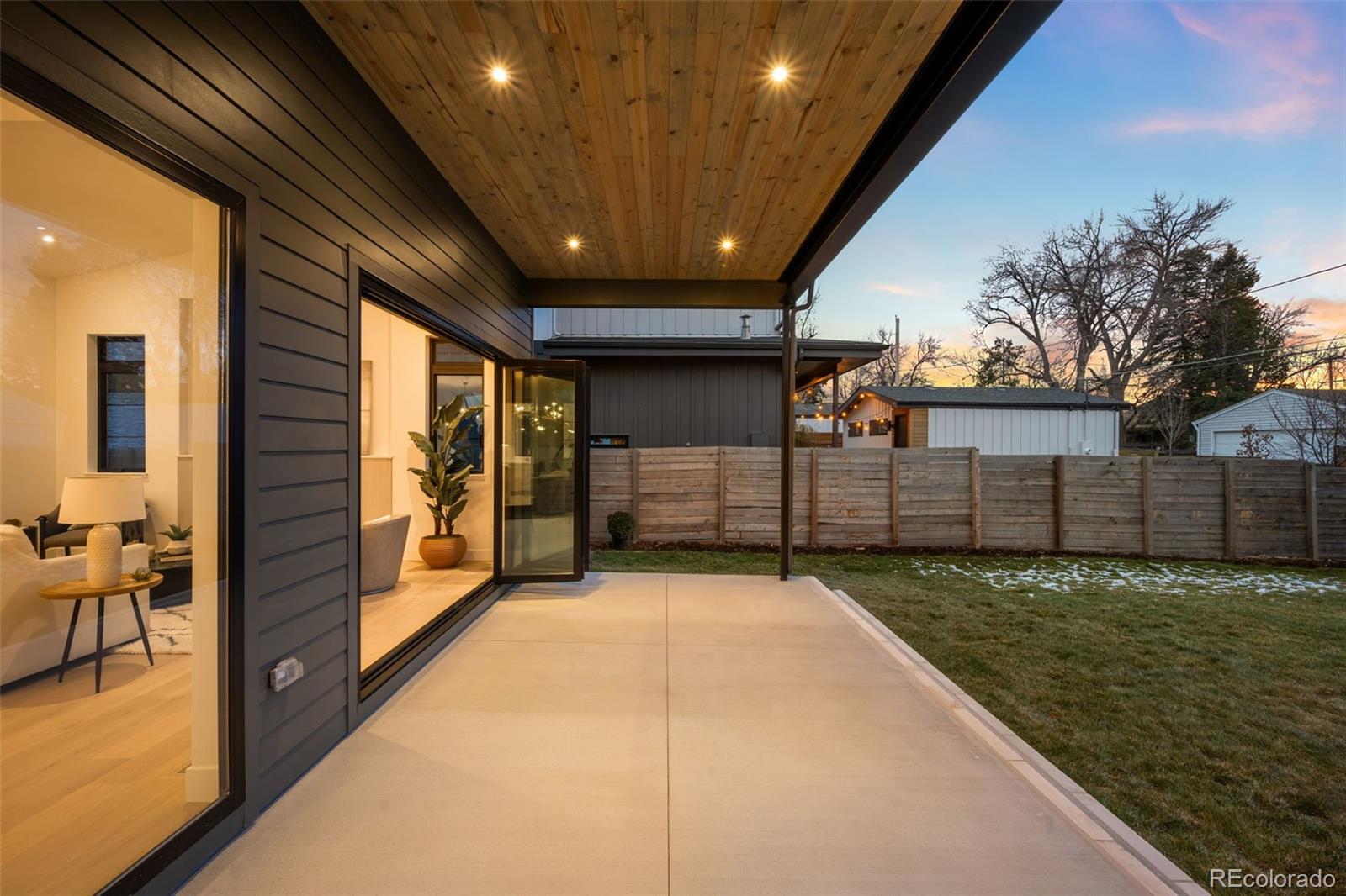 MLS Image #42 for 3255 s clermont street,denver, Colorado