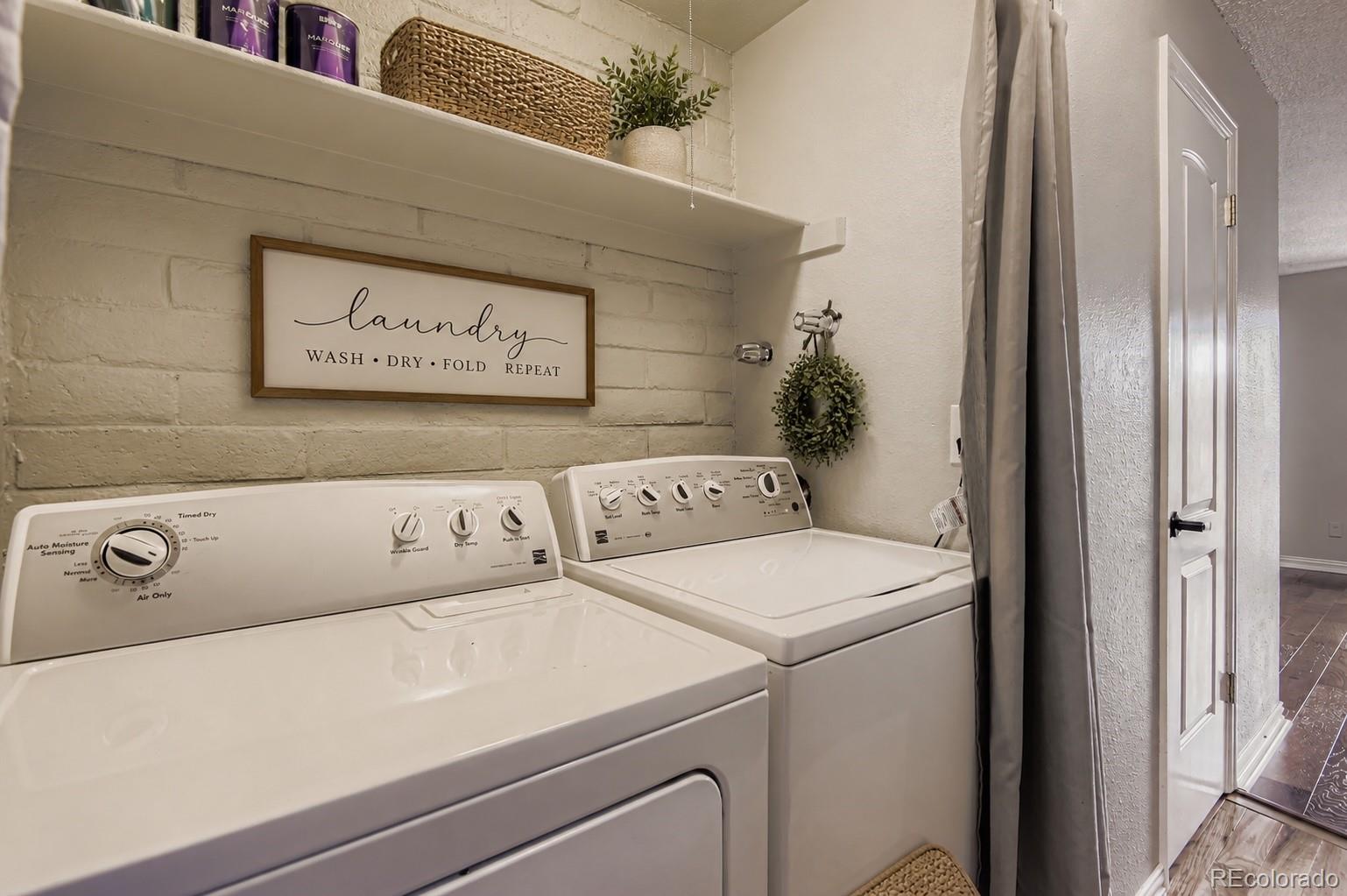 MLS Image #10 for 1060 s parker road,denver, Colorado
