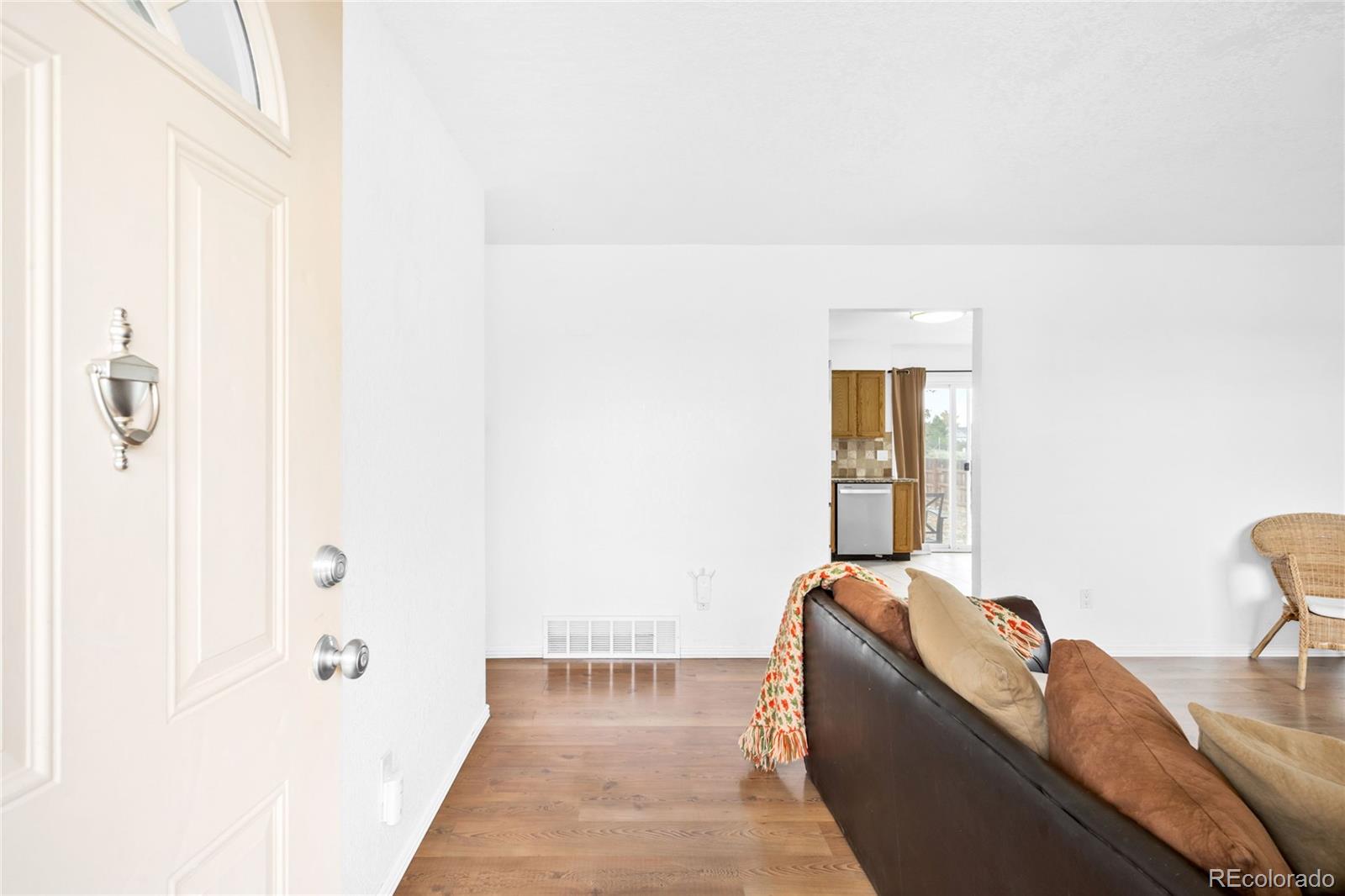 MLS Image #3 for 16010 e 11th avenue,aurora, Colorado
