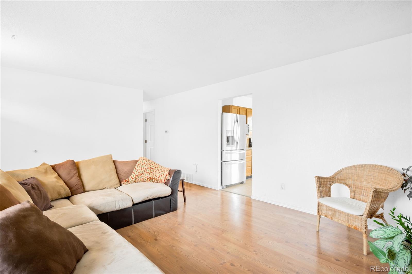 MLS Image #7 for 16010 e 11th avenue,aurora, Colorado