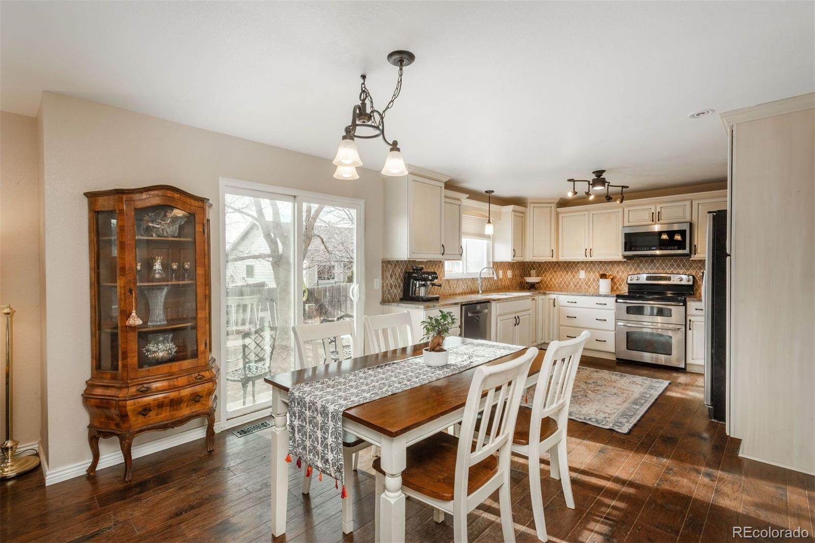 MLS Image #13 for 5295 s liverpool way,centennial, Colorado