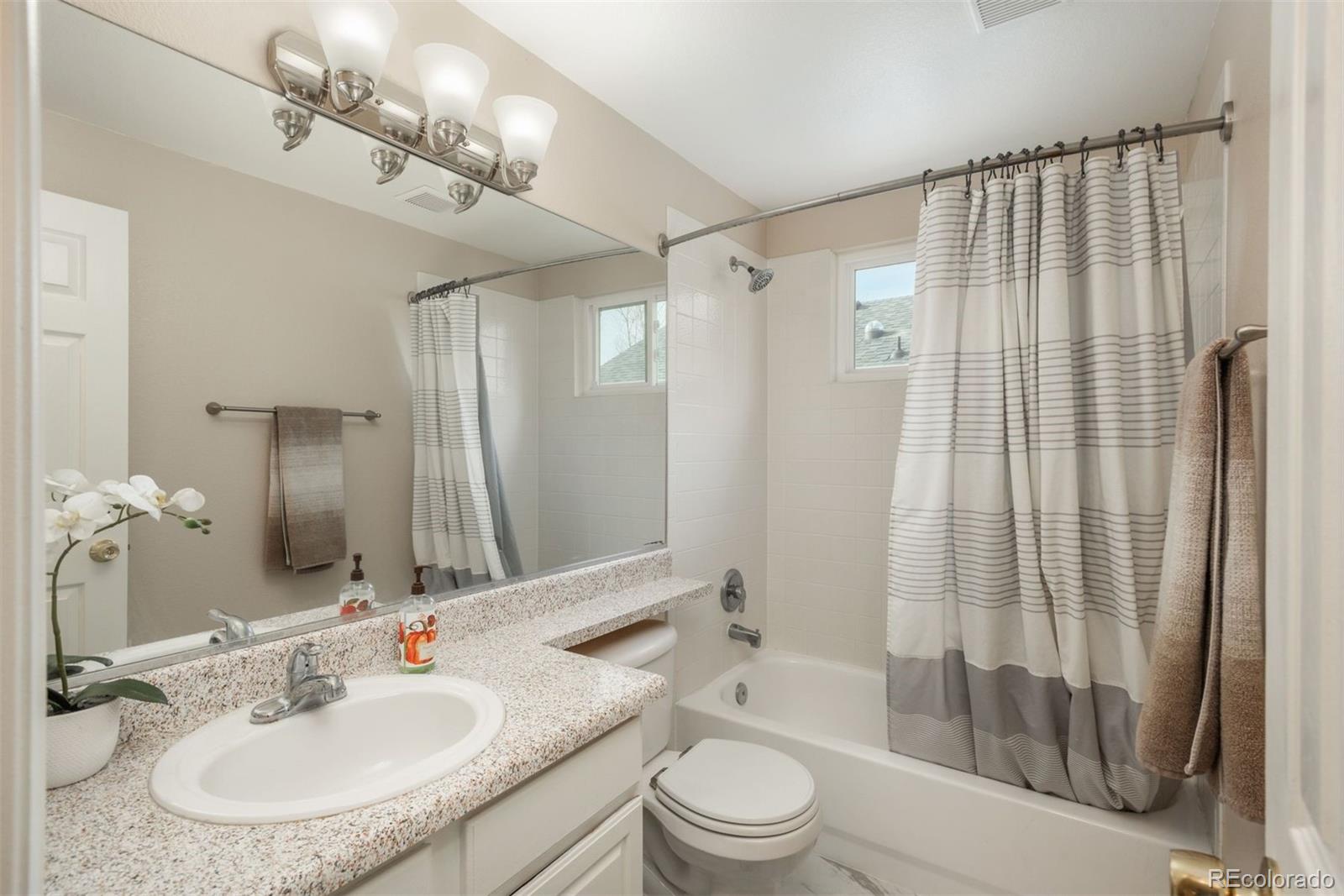 MLS Image #18 for 5295 s liverpool way,centennial, Colorado