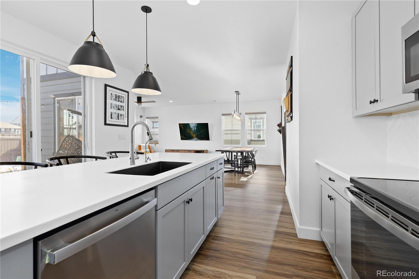 MLS Image #13 for 664 n yantley street,aurora, Colorado