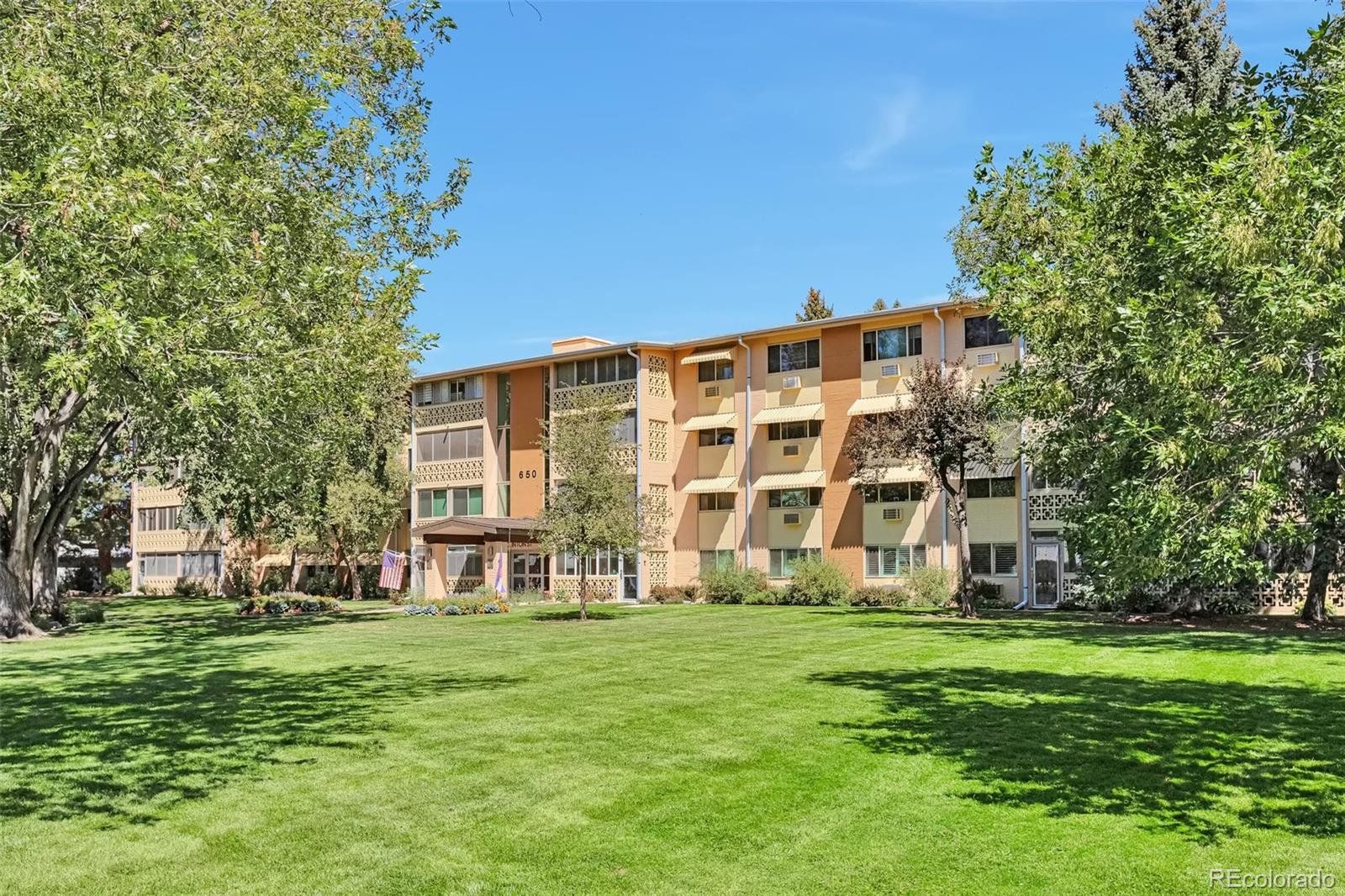 MLS Image #0 for 650 s clinton street 3a,denver, Colorado