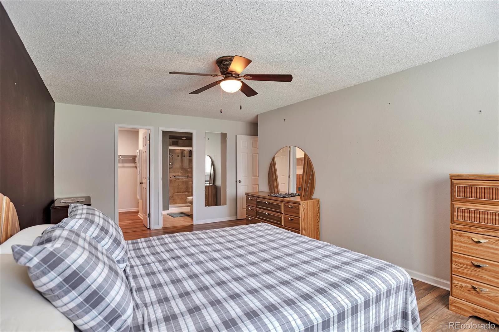 MLS Image #12 for 650 s clinton street 3a,denver, Colorado
