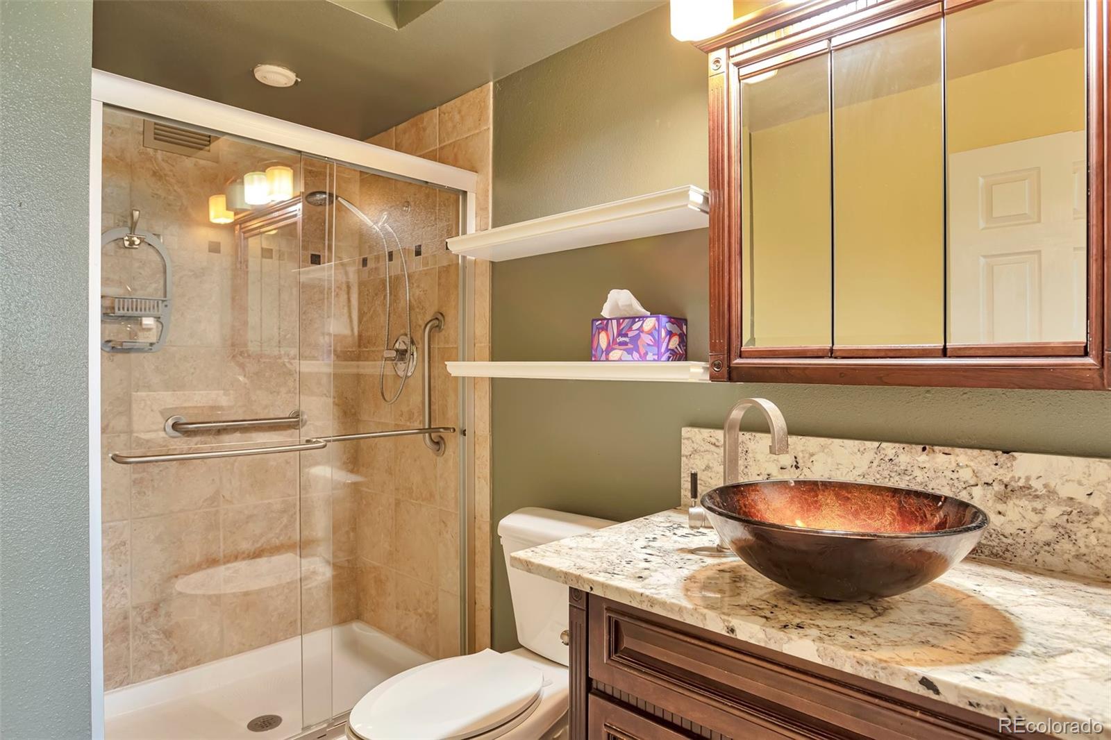 MLS Image #13 for 650 s clinton street 3a,denver, Colorado