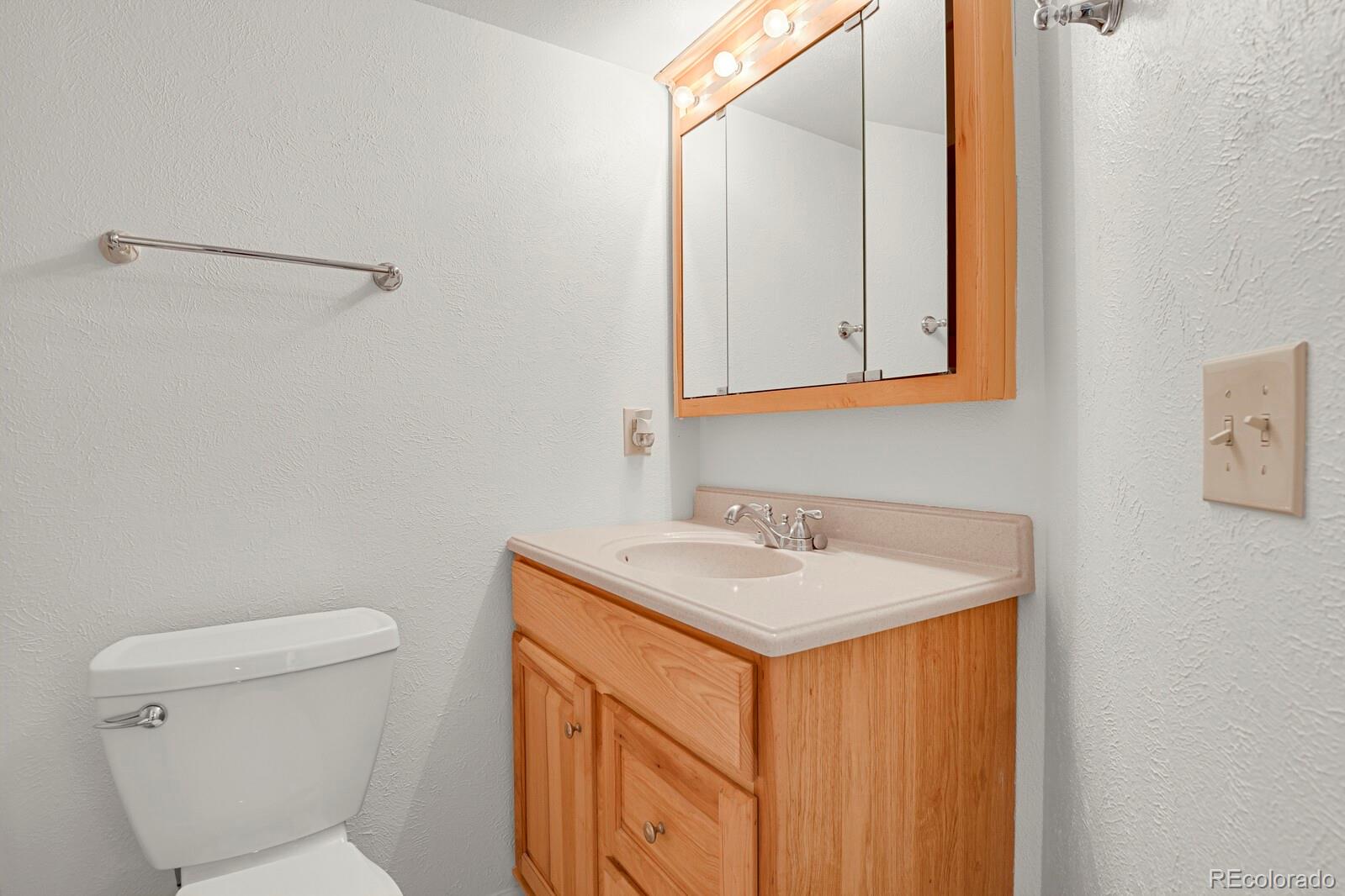 MLS Image #12 for 17034 e tennessee drive,aurora, Colorado