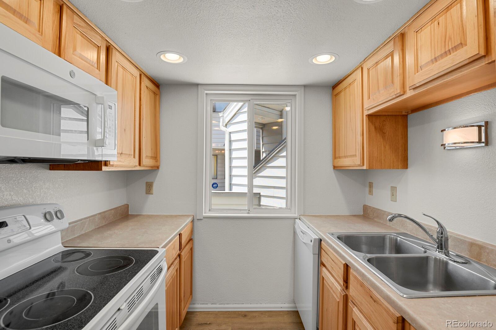 MLS Image #7 for 17034 e tennessee drive,aurora, Colorado