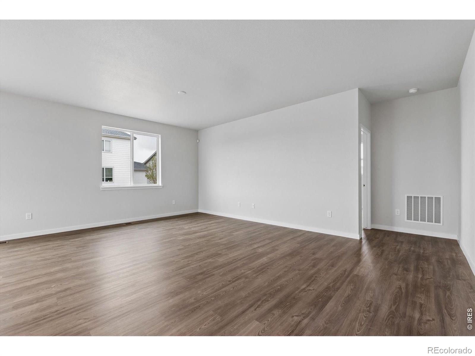 MLS Image #12 for 803  mesic lane,windsor, Colorado