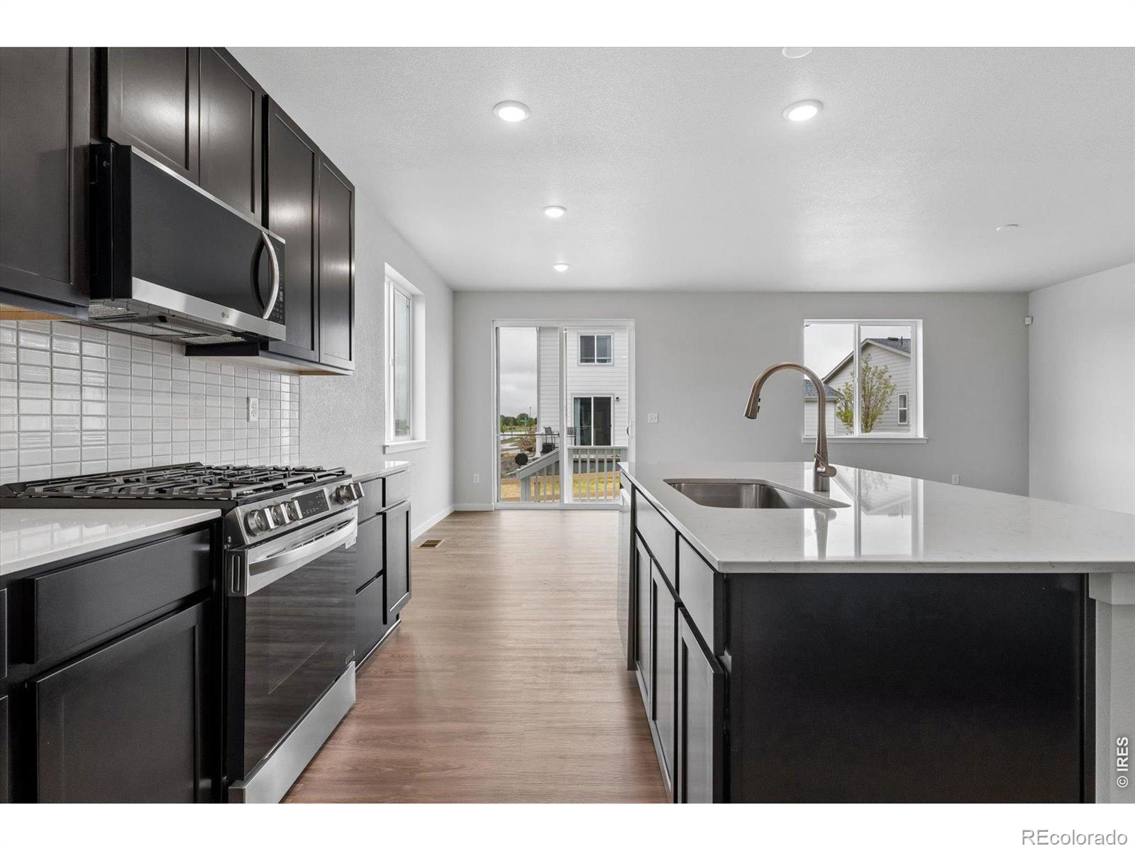 MLS Image #15 for 803  mesic lane,windsor, Colorado