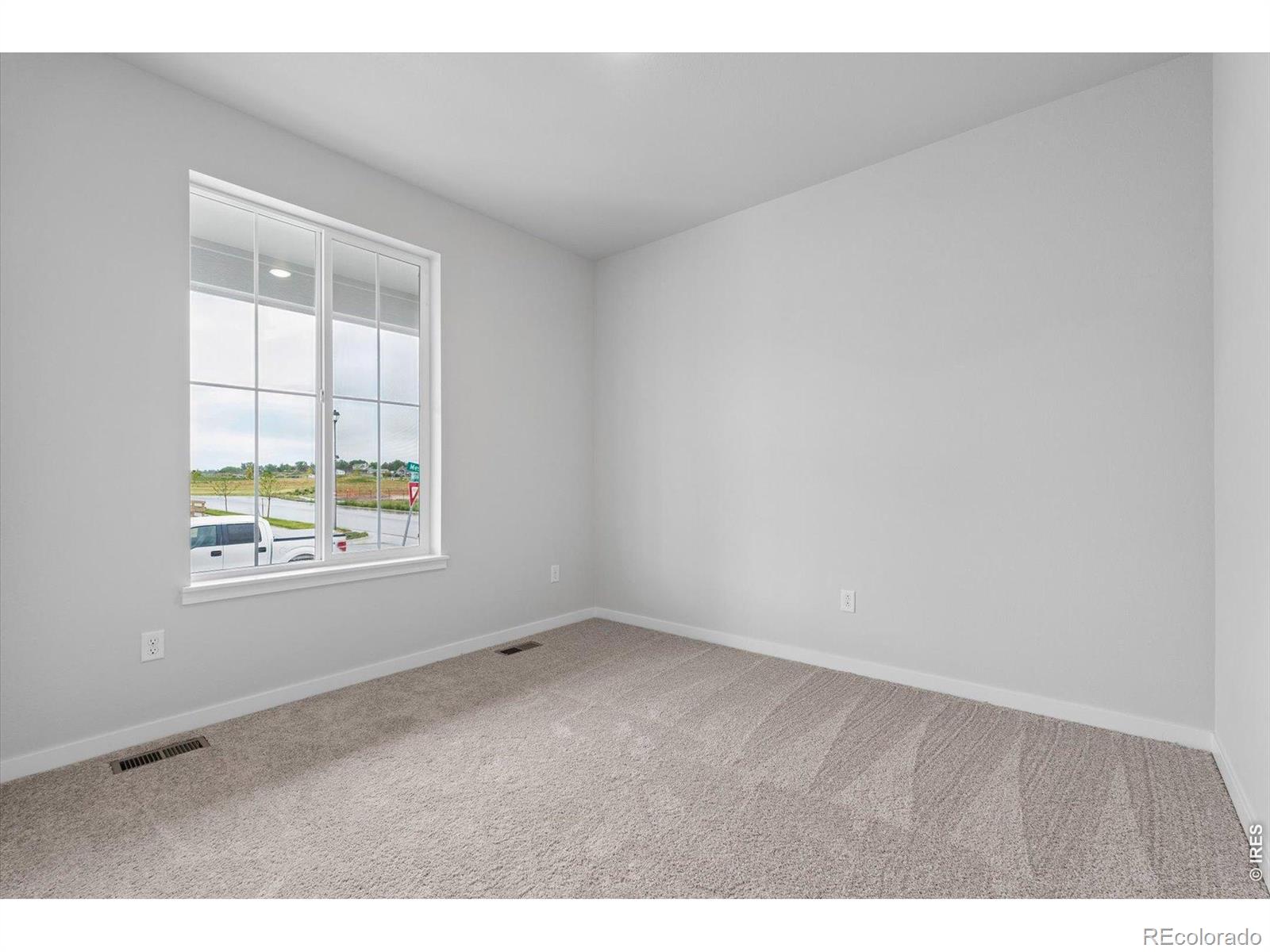 MLS Image #3 for 803  mesic lane,windsor, Colorado