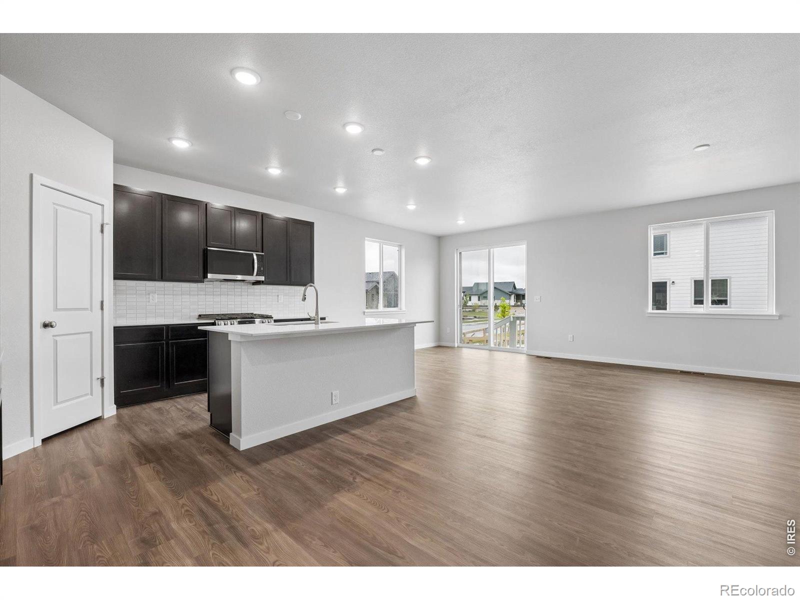 MLS Image #9 for 803  mesic lane,windsor, Colorado