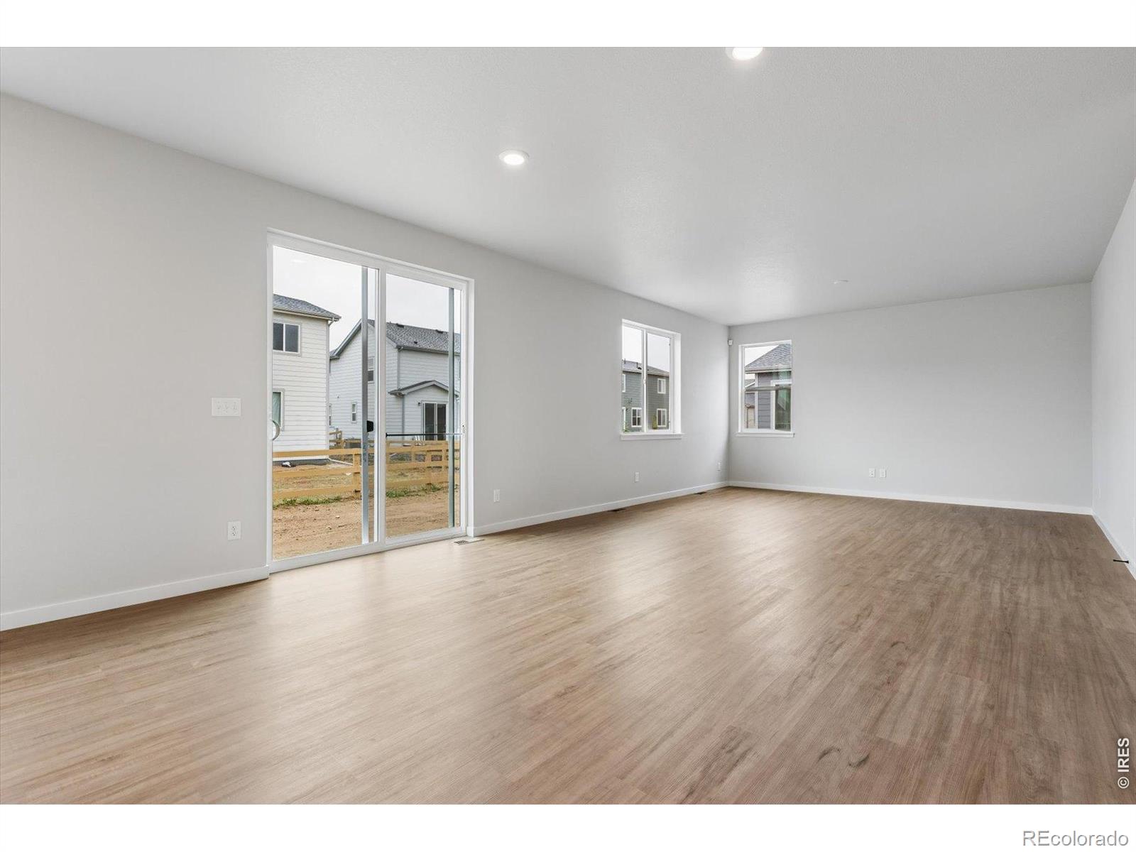 MLS Image #11 for 819  mesic lane,windsor, Colorado