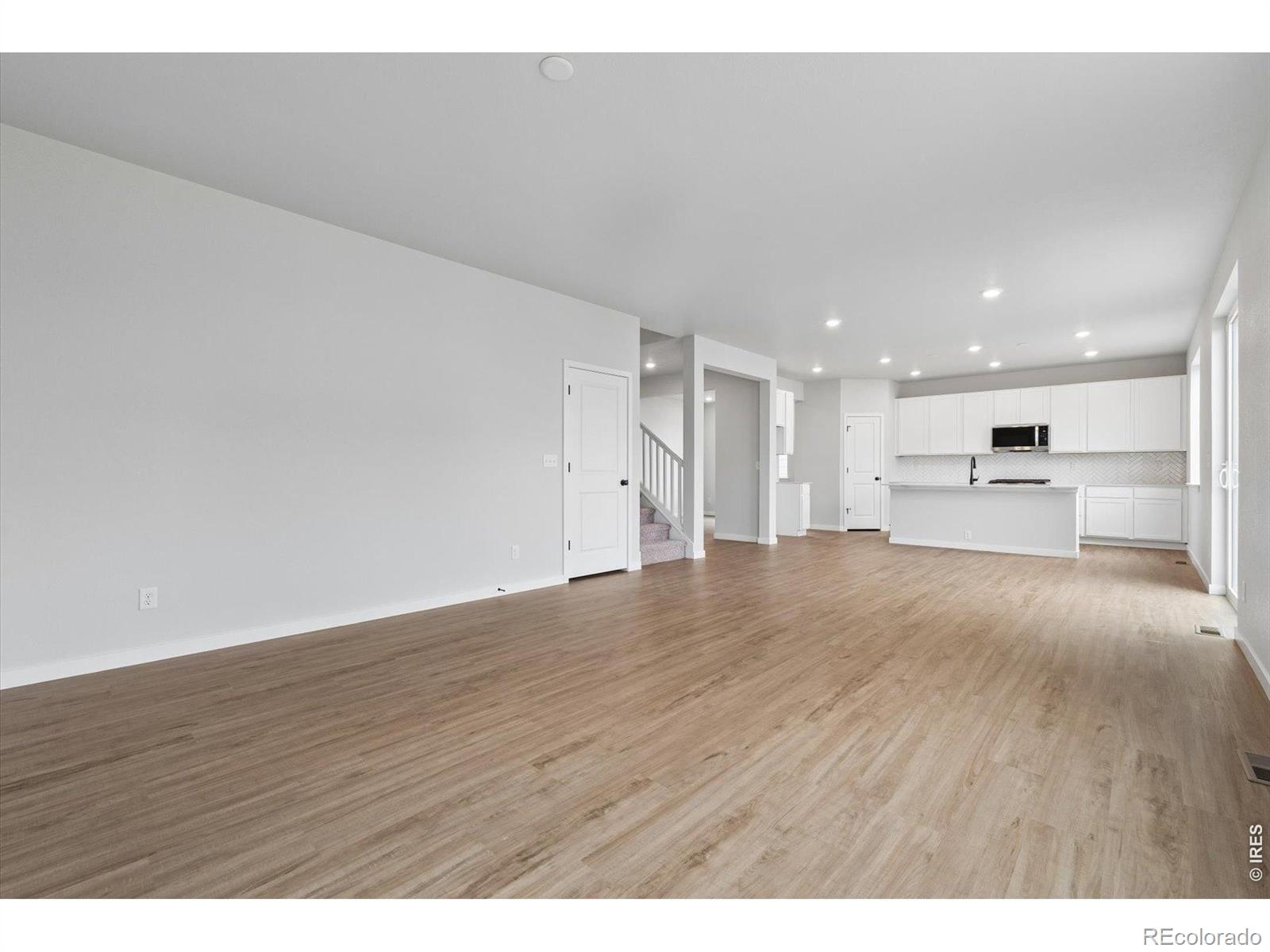 MLS Image #13 for 819  mesic lane,windsor, Colorado