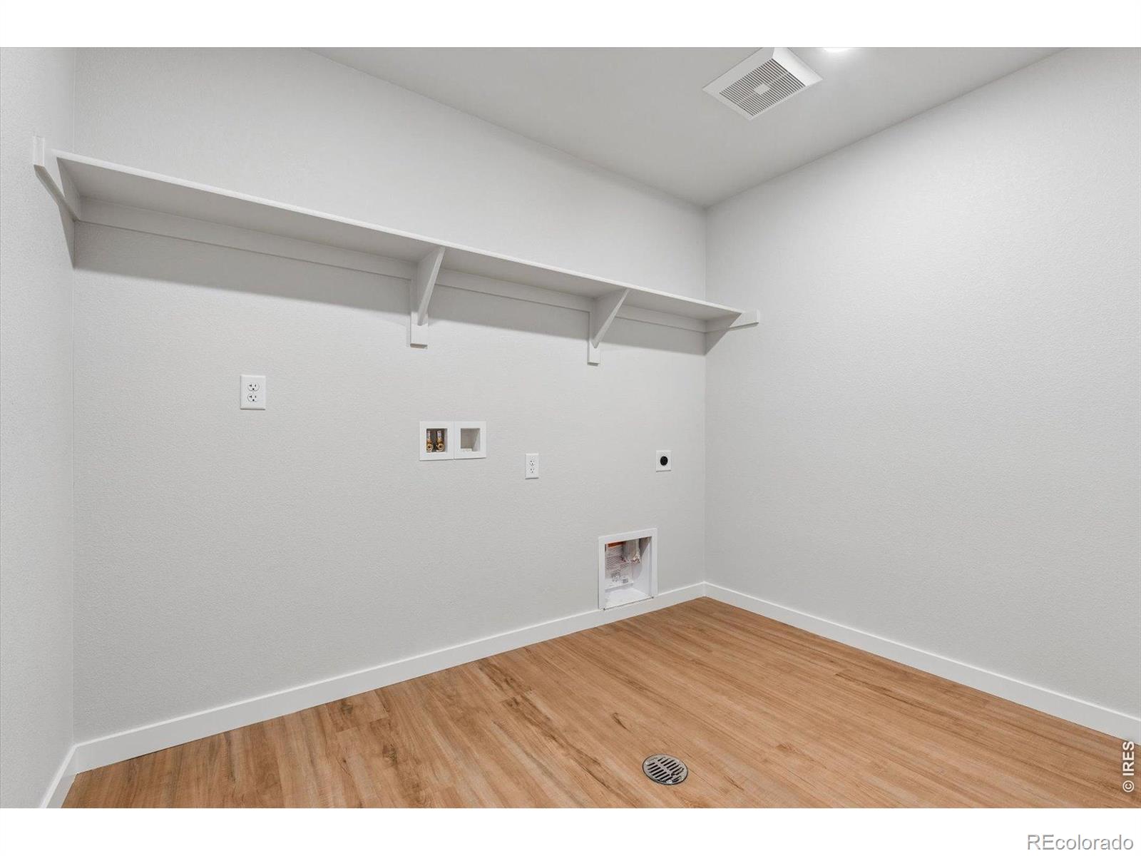 MLS Image #19 for 819  mesic lane,windsor, Colorado