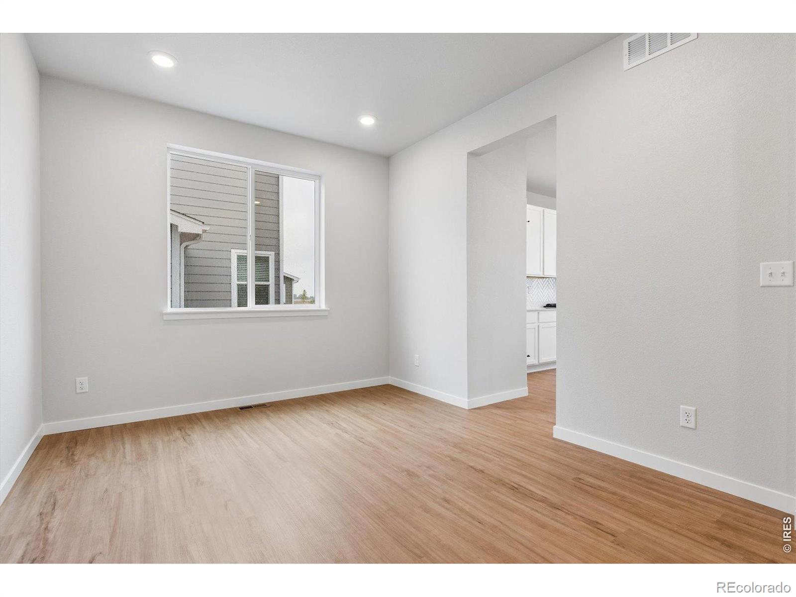 MLS Image #4 for 819  mesic lane,windsor, Colorado