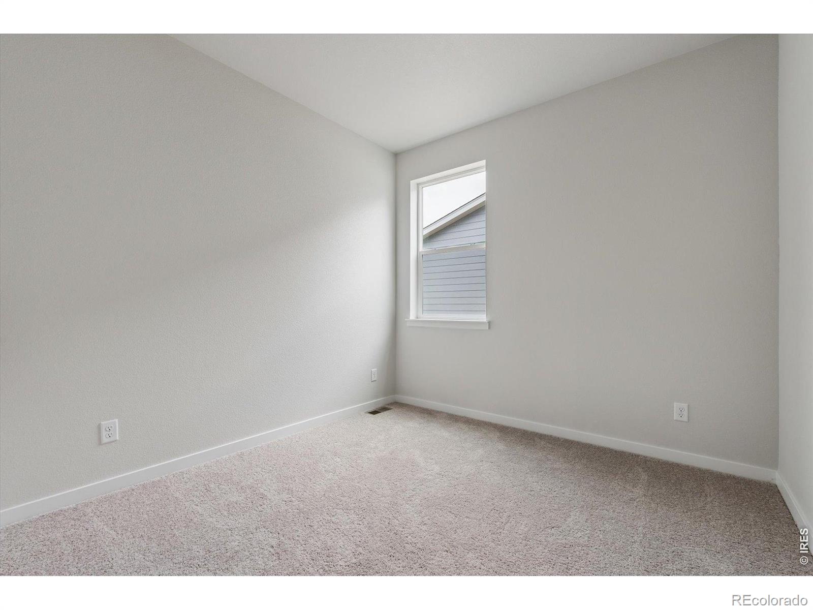 MLS Image #5 for 819  mesic lane,windsor, Colorado