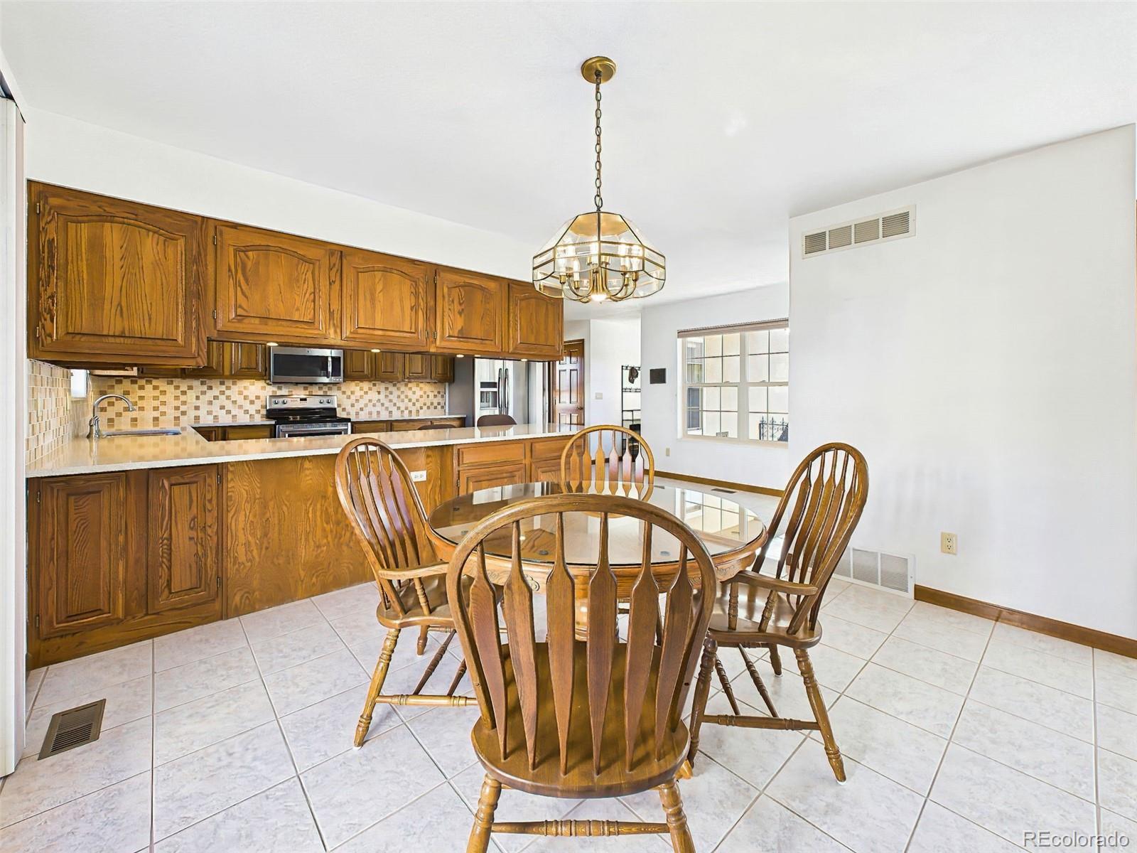 MLS Image #10 for 611  q street,penrose, Colorado