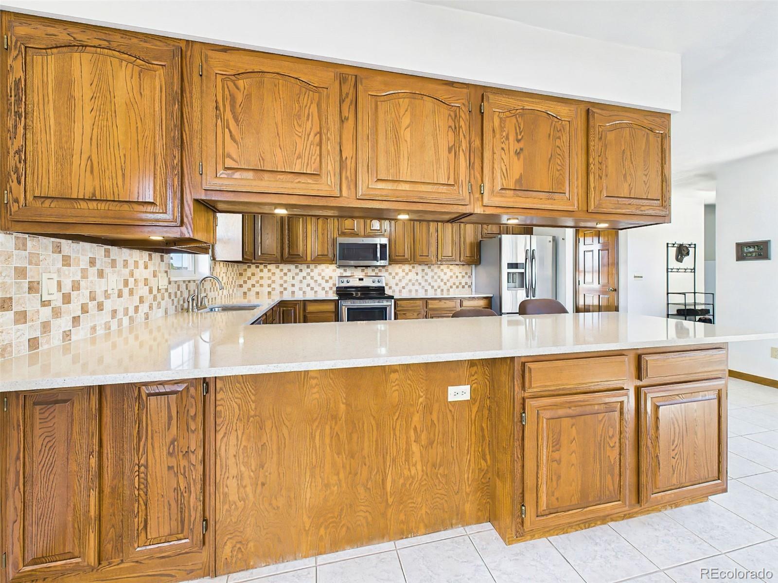 MLS Image #11 for 611  q street,penrose, Colorado