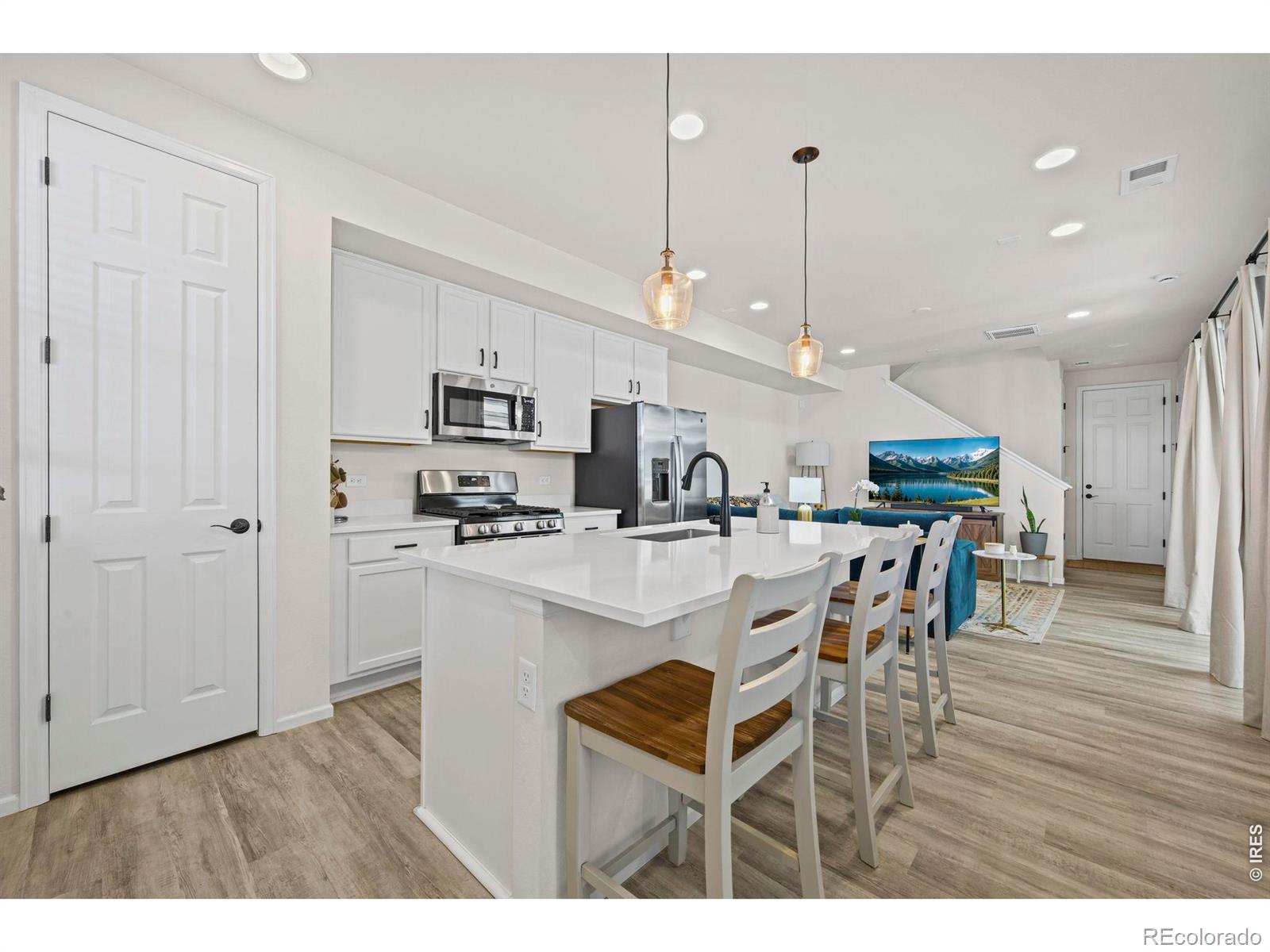 MLS Image #2 for 6262  kinston parkway,loveland, Colorado