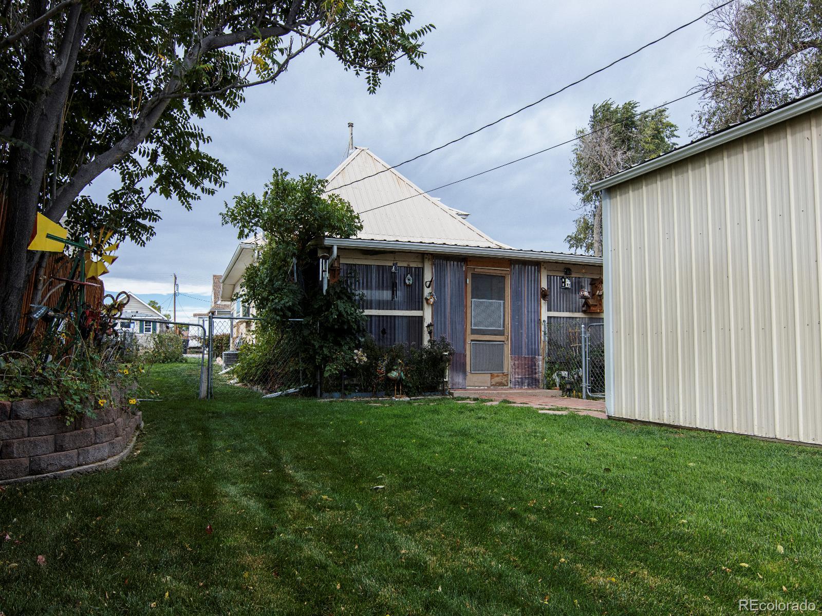 MLS Image #12 for 146 s sherman street,byers, Colorado
