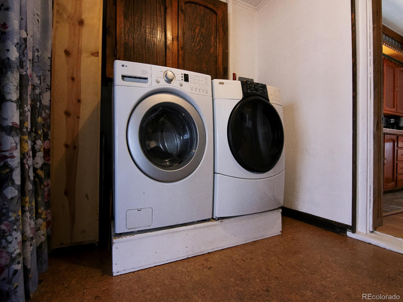 MLS Image #29 for 146 s sherman street,byers, Colorado