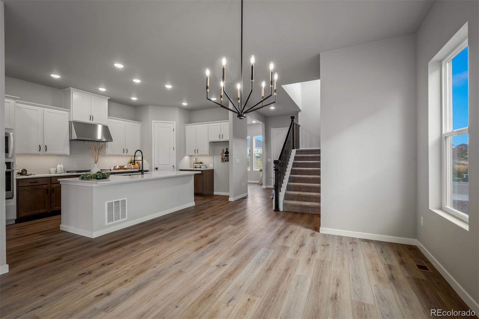 MLS Image #2 for 9236  wolf valley drive,colorado springs, Colorado
