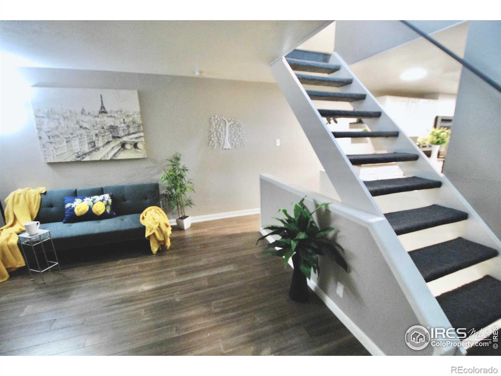 MLS Image #3 for 5808 s pearl street,centennial, Colorado